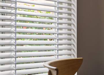 Luxaflex® Wood blinds