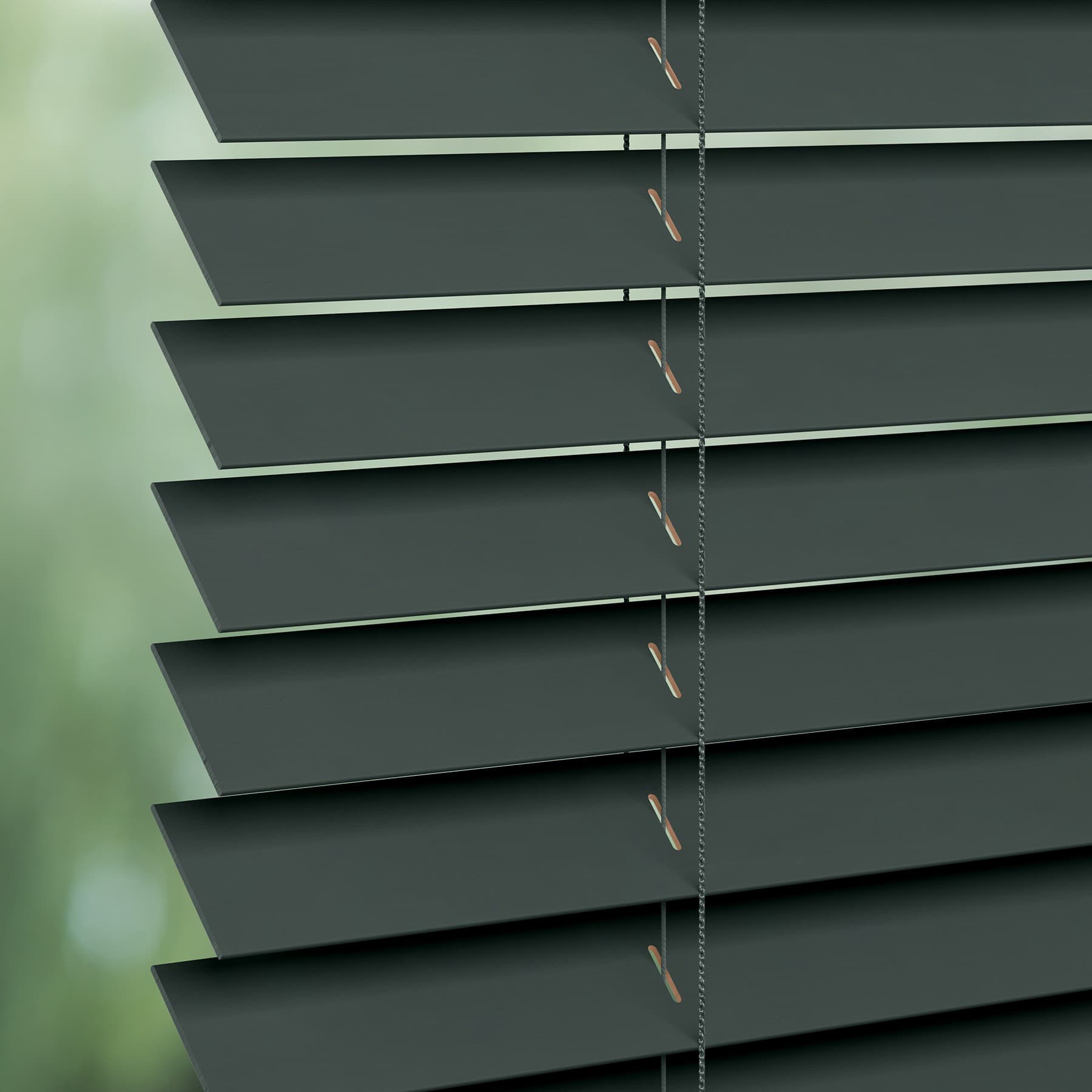 Java 8346 Wood Venetians