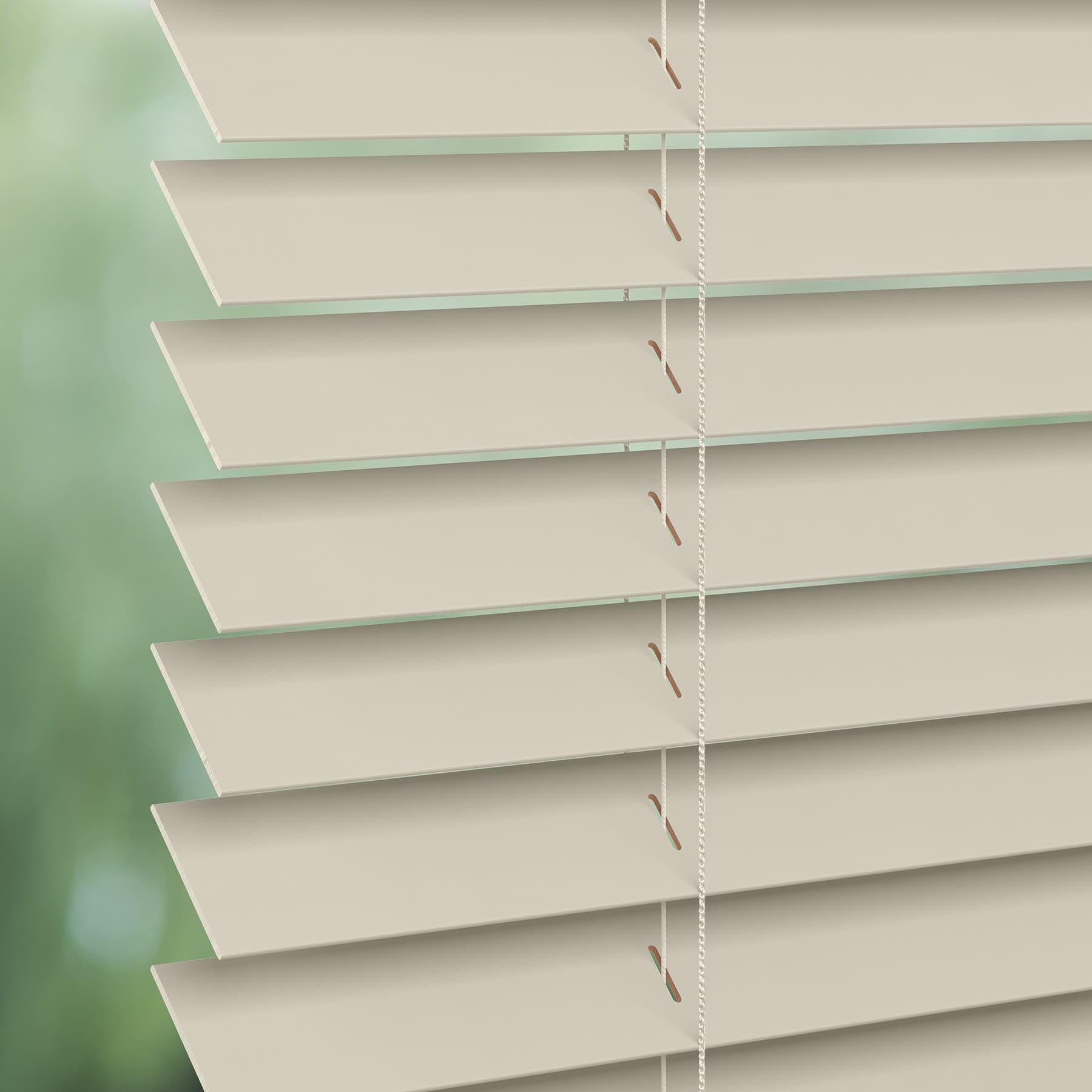 Java 8323 Wood Venetians