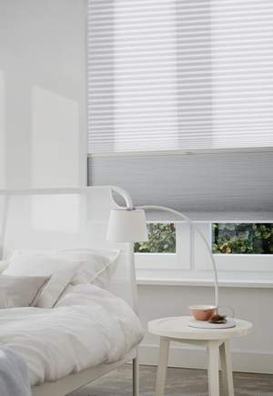 White blinds in bedroom