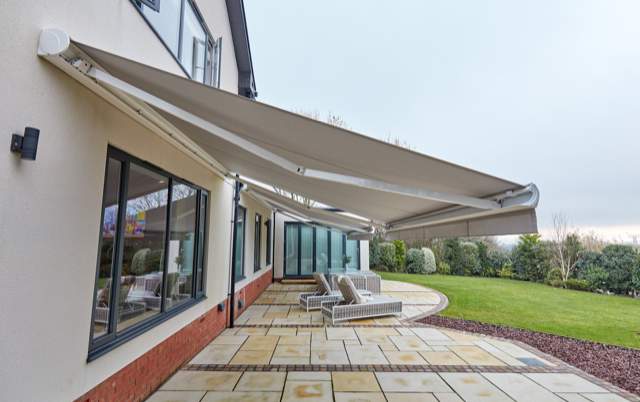 Retractable Awnings