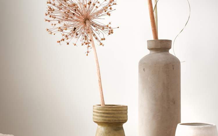 Forget Flowers: How To Decorate With Vases