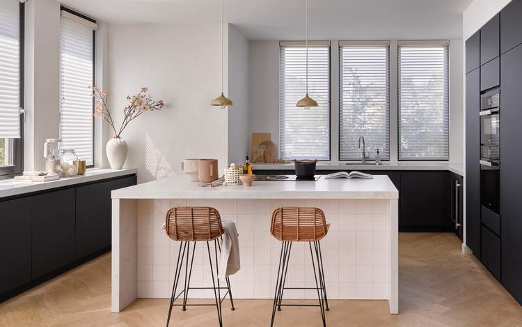 Silhouette® Shades Kitchen