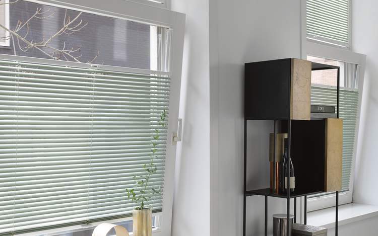 Tilt and turn Venetian Blinds