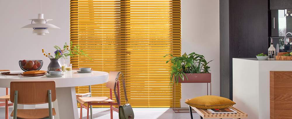 wood blinds luxaflex
